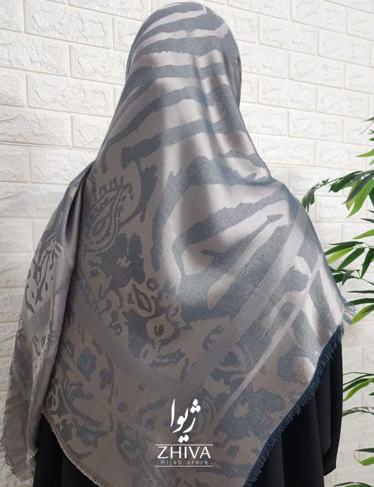 روسری لمه نقره ای