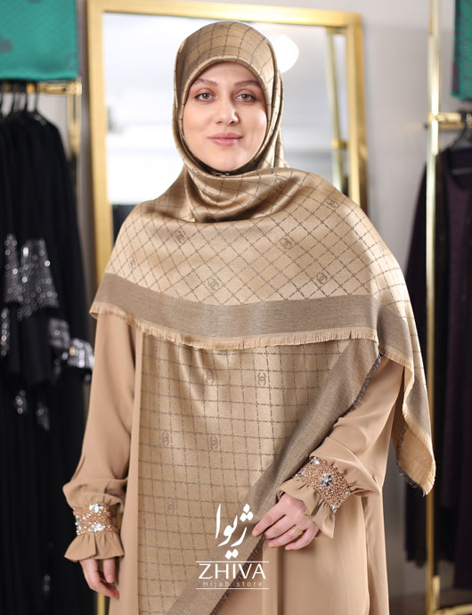 روسری شنل لمه طلايی
