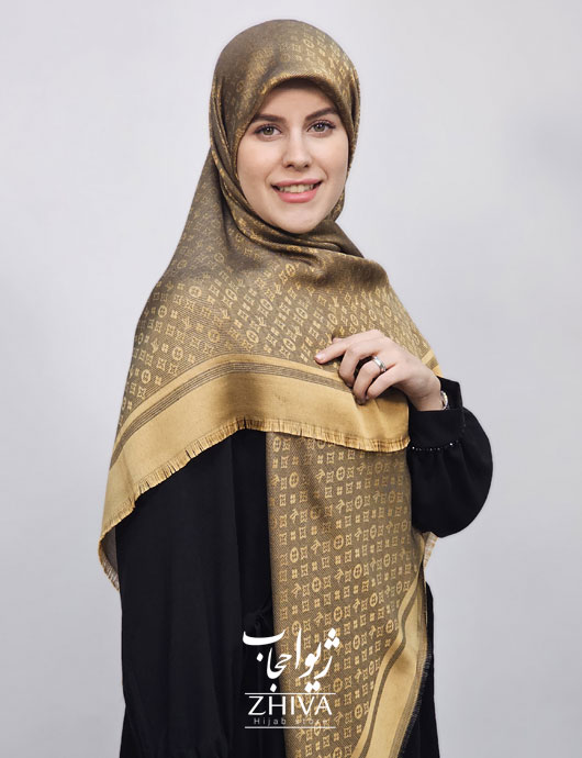 روسری لمه طلايی