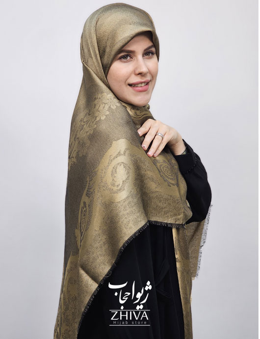 روسری لمه طلايی