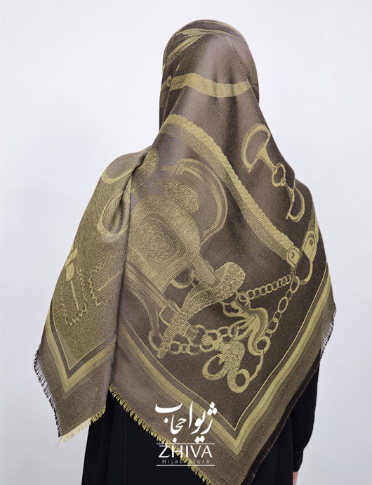 روسری لمه طلايی